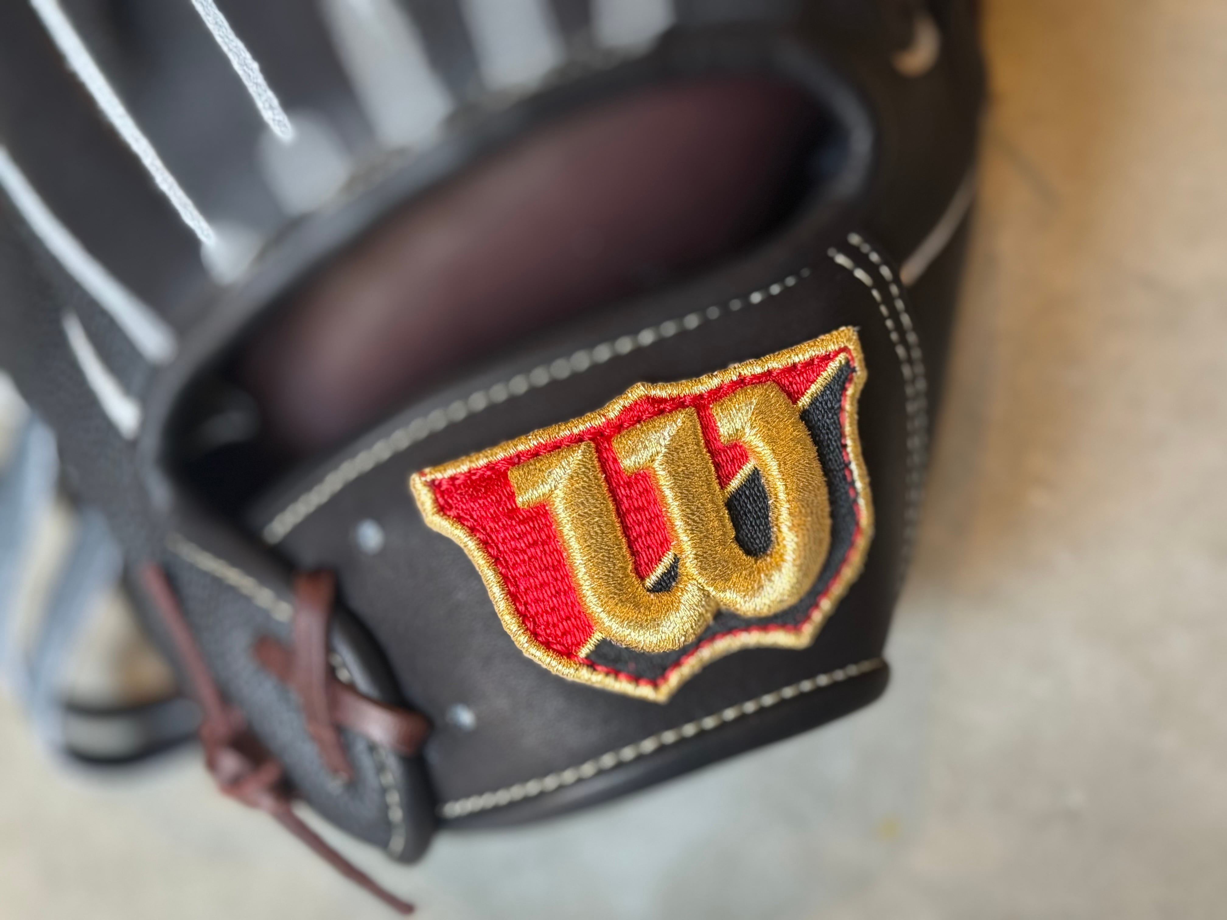 これはもはや軟式用ではない【Wilson】軟式用グローブ 1975型 ［Wilson