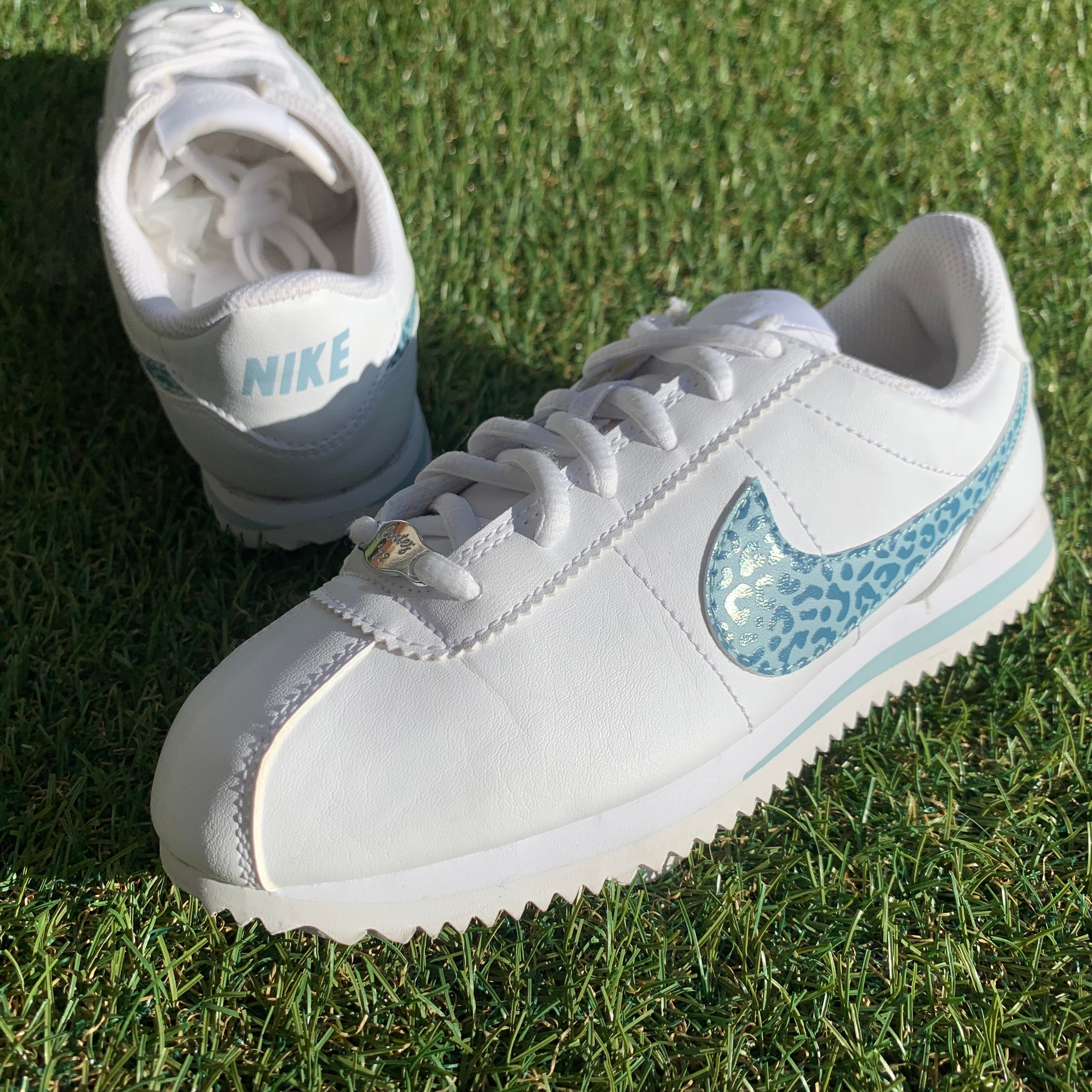 Nike Air Force 1 ホワイト/ブルー　27.5cm NIKE CLASSIC CORTEZ LEATHER ナイキ クラシックコルテッツ レザー D54