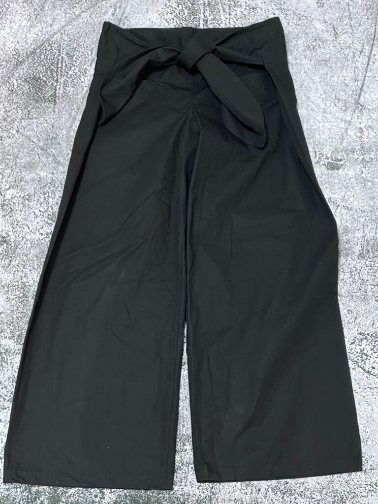 【EMPORIO ARMANI】00's サイドライン ワイドスラックス EMPORIO ARMANI】00's サイドライン ワイドスラックス | Enithéa