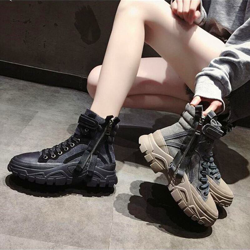 【新作】【送料無料】 インスタイルの新しい高められた厚底の女性のクロスストラップブーツ通気性のあるオートバイのショートブーツ冬の女性のファッションブーツ 靴 シューズ ウィンター 冬物 10b32761998780