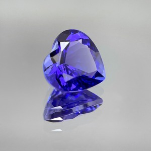 タンザナイト 2.353ct 鑑別書 ルース ハート Dブロック