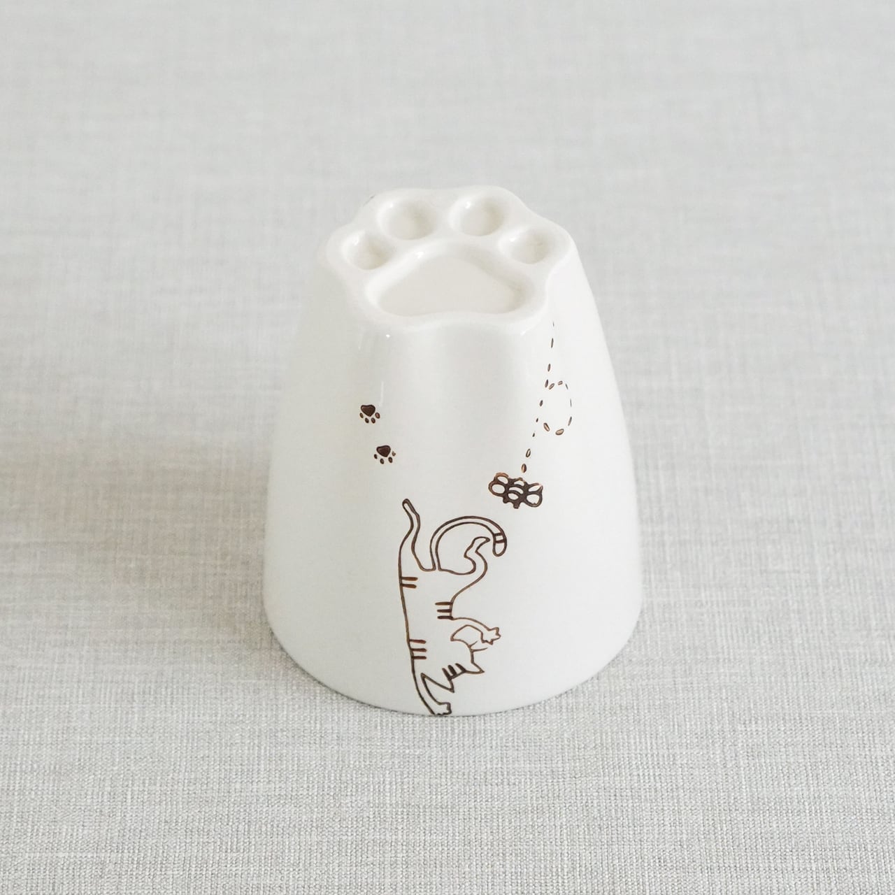 ぶらさがり猫 肉球カップ（クロ・ミケ・トラ） | 菊祥陶器／工房祥sho