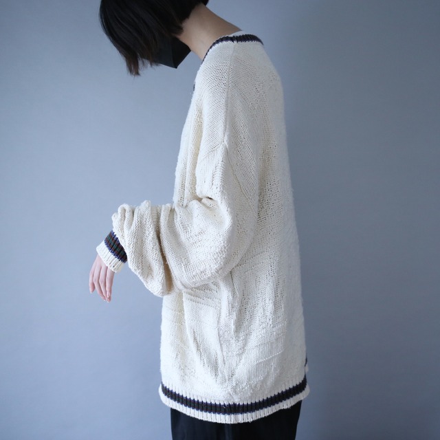 "刺繍" birds design over silhouette cotton knit sweater