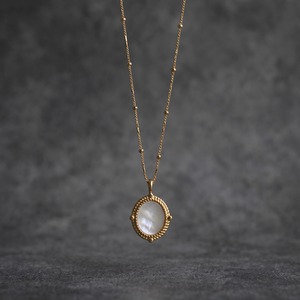 オーバルマザーオブパール ロープフレームネックレス / サージカルステンレス