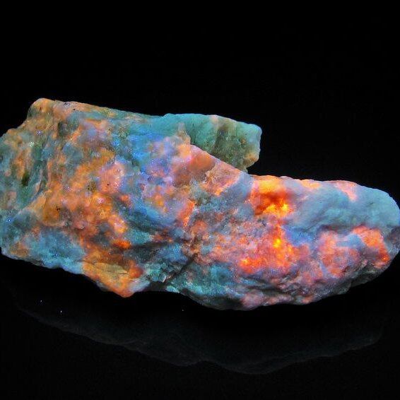 ハックマナイト 原石 一点物 181-2763