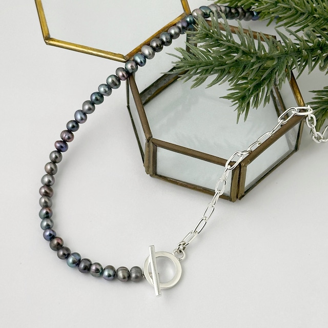 Lagoon Original グラス / 老眼鏡 ホルダー 45/50cm ブラックパール／ピーコックパール  マンテル ネックレス 眼鏡