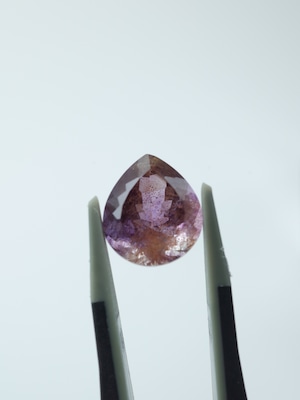 Goethite in Amethyst Faceted - c03