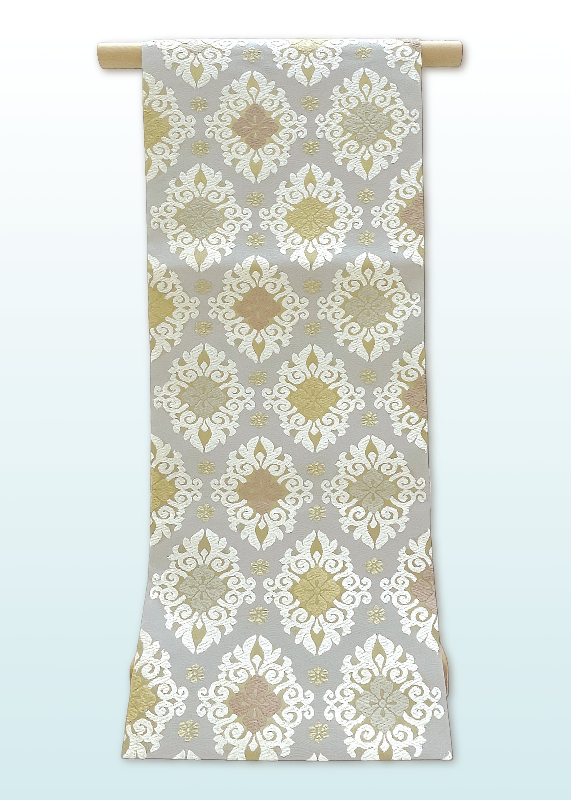 (袋帯)薄雲鼠色地 変わり花菱文唐織 LUOGO−055(リユース品)