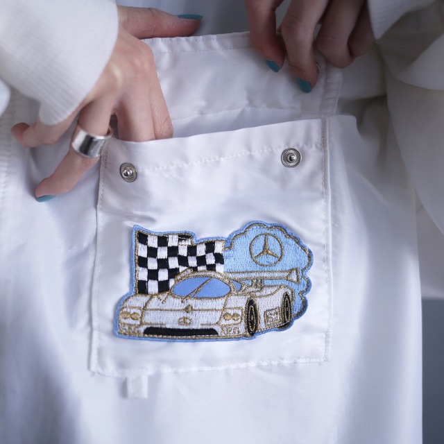 "Mercedes-Benz" logo wappen design mao-collar white blouson