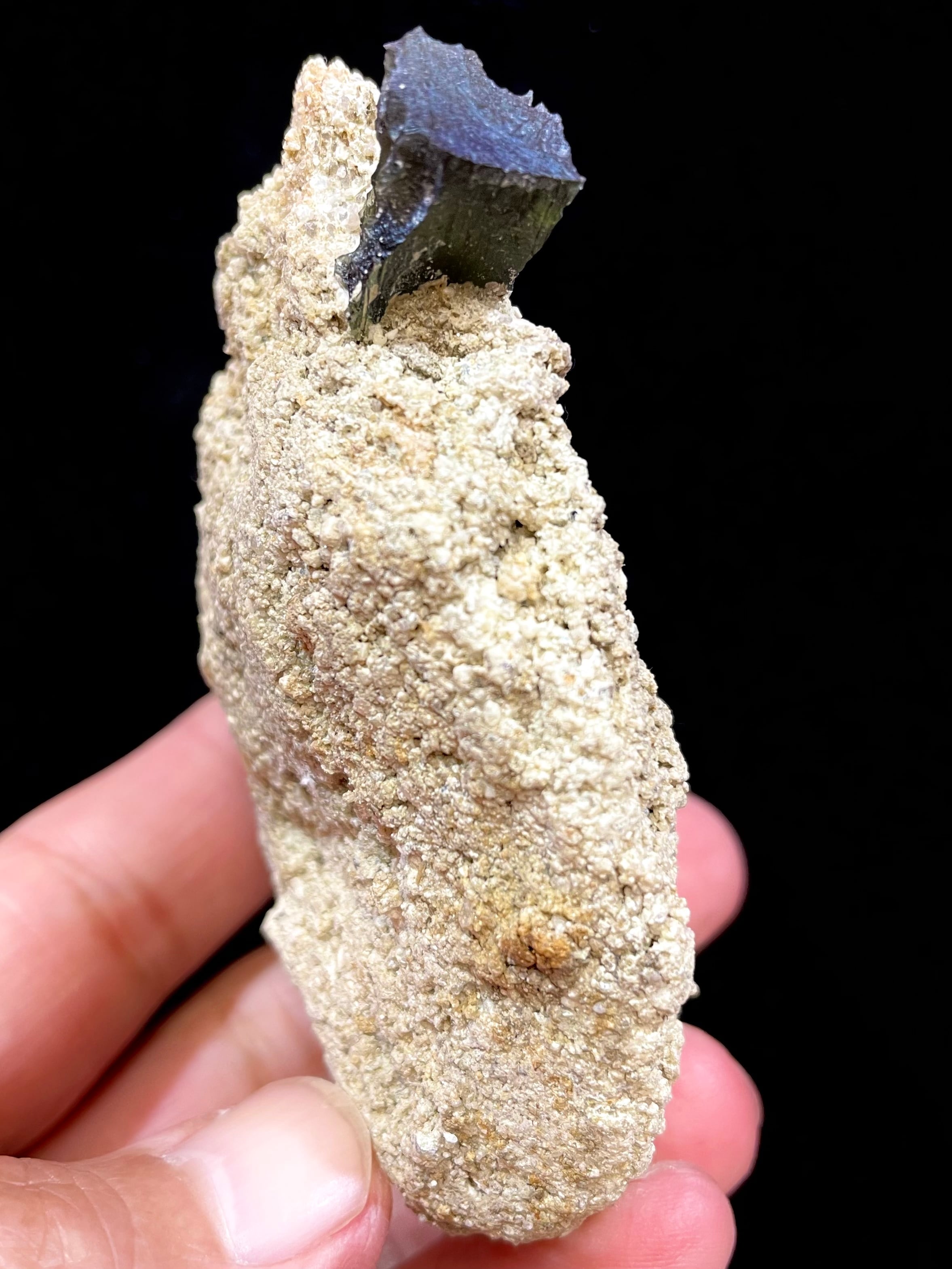 モルダバイト　原石　　11グラム モルダバイト 原石 11グラム モルダバイト原石｜ファインミネラル