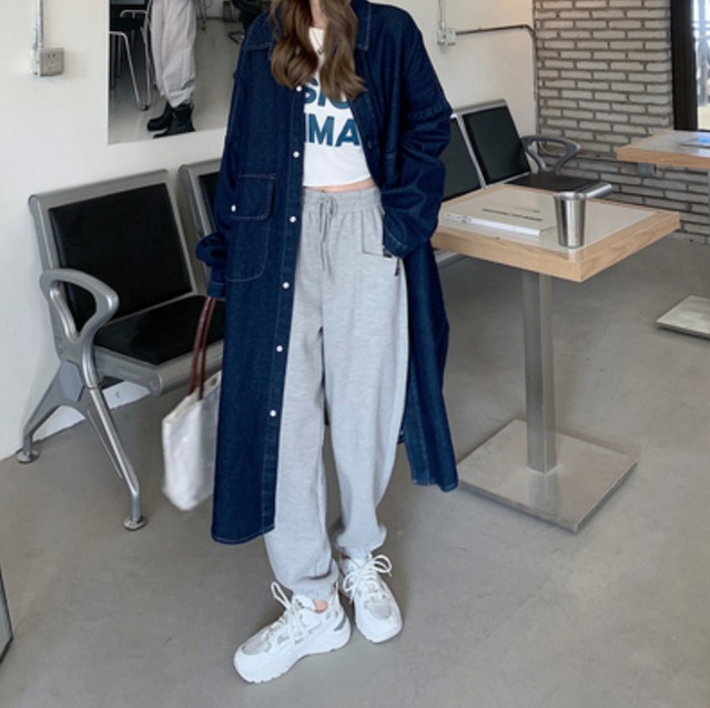 アウター デート コート 上着  ロング ロング丈 袖あり 長袖 かわいい 大人可愛い きれいめ シンプル カジュアル 大人 上品 おしゃれ お洒落 主役級 存在感 無地 春 秋 冬 10代 20代 レディース 女性用 OL 学生 デート お出かけ 公園デビュー 女子会 お泊まり 休日 旅行 着回し 普段使い ファッション コーデ 楽ちん トレンド 流行 インスタ映え L XL 大きい 大きめ ゆったり ゆる 青 ブルー