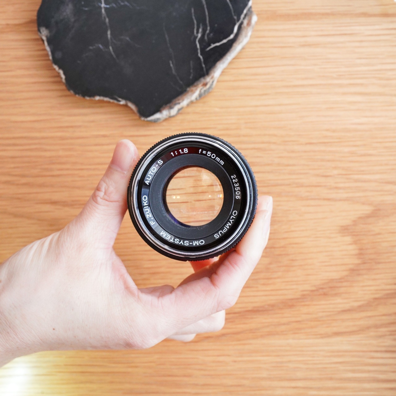 Olympus G.Zuiko Auto 28mm f3.5　「瑞光が描く、静かな広角。」