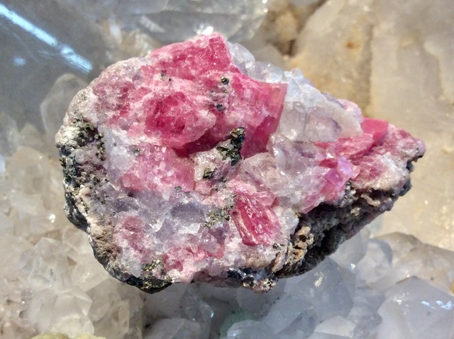 インカの薔薇!希少・インカローズ原石 中国産 001