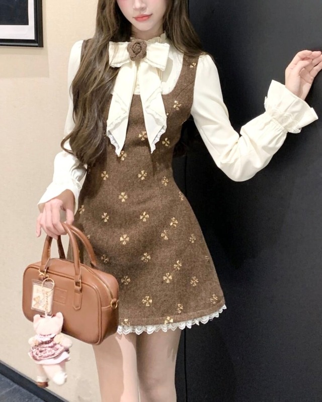 ブラウンカメリアリボンワンピース　25W08305