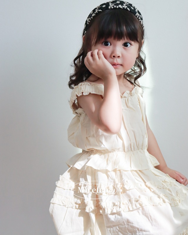 【取寄】たっぷりフリルがガーリーな着回し力抜群のワンピース風セットアップ