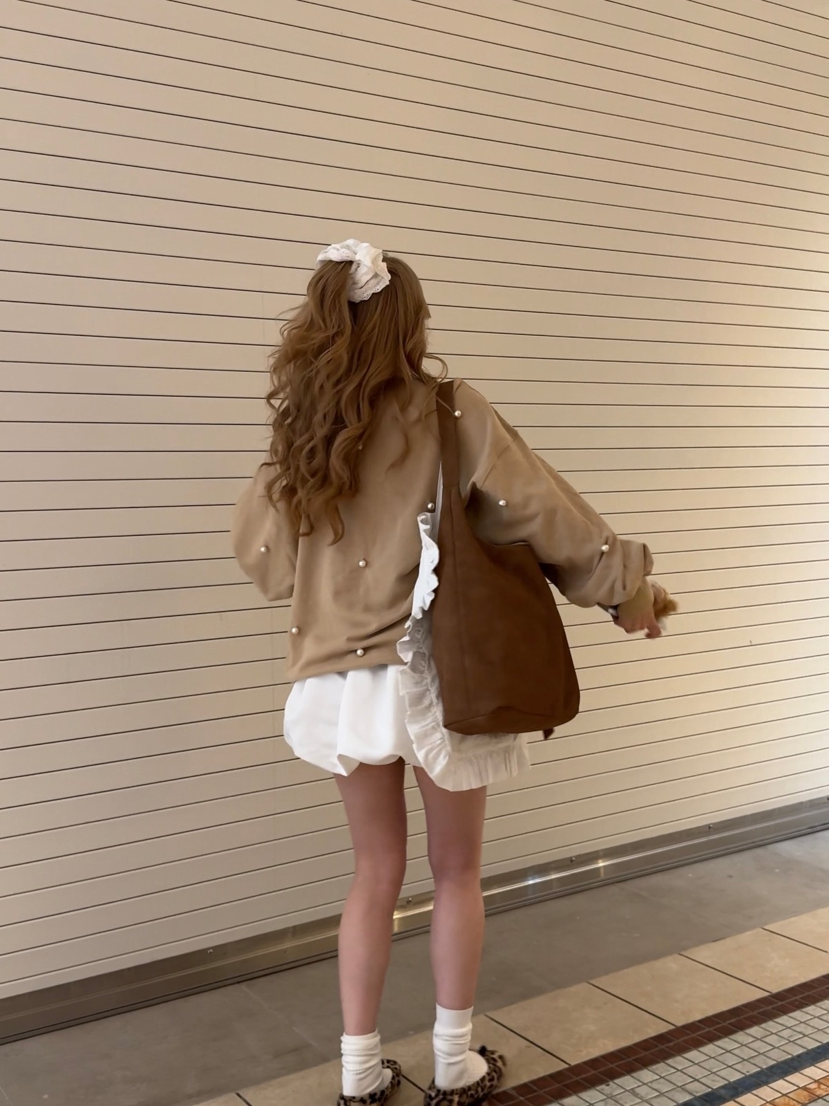MARRYME PEARL SWEAT ( beige ) | MARRY ME.official