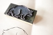 フランス 8c 大きなクマさんとメランコリーな木製スタンプ ヴィンテージ