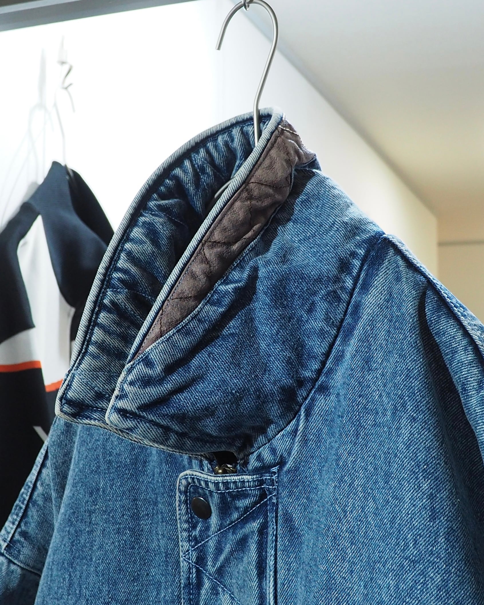 1980s Beautiful Ice Blue × leather docking Over silhouette vintage Denim jacket