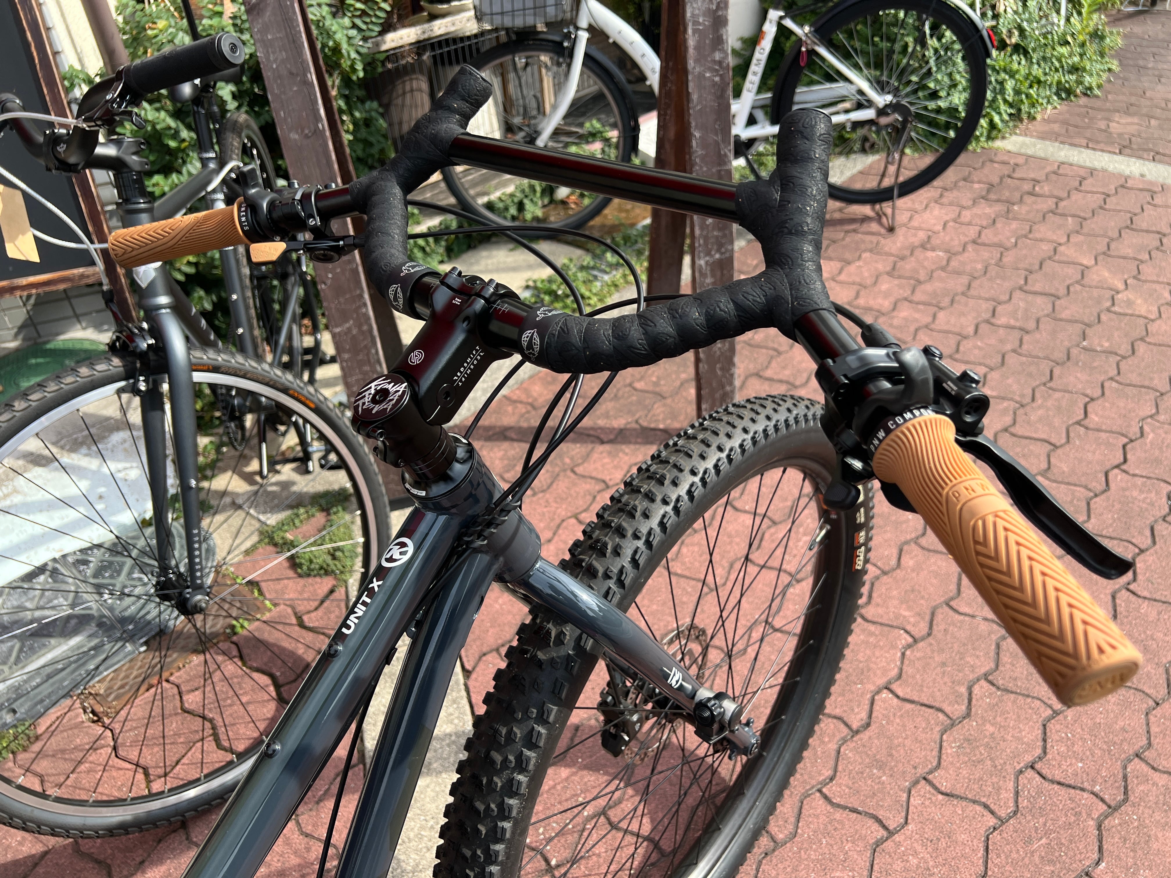 再入荷】Surly サーリー / MOLOKO BAR モロコバー | Snatch Cycles