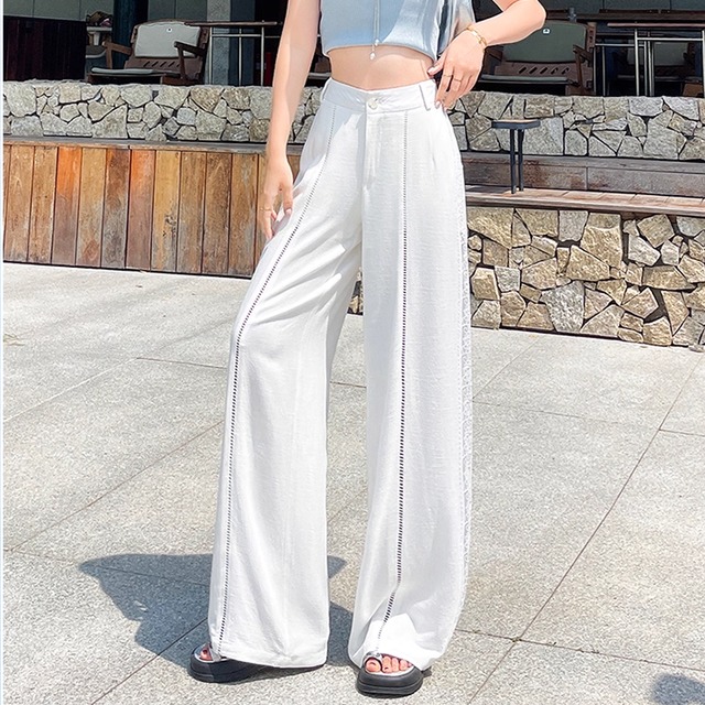 【送料無料】 ワイドパンツ フレアパンツ フレア Aライン ボトム ロング ポケット ファスナー レース 透け感 薄手生地 通気性 かわいい 大人可愛い 大人女子 綺麗 シンプル カジュアル 大人 上品 おしゃれ お洒落 こなれ感 ラフ コンサバ 着痩せ レディライク 無地 夏 20代 30代 40代 レディース 女性用 ママ デート お出かけ 女子会 お呼ばれ 休日 お茶会 授業参観 着回し 普段使い ファッション コーデ スタイル 楽ちん 体型カバー オーバーシルエット 垢抜け 動きやすい