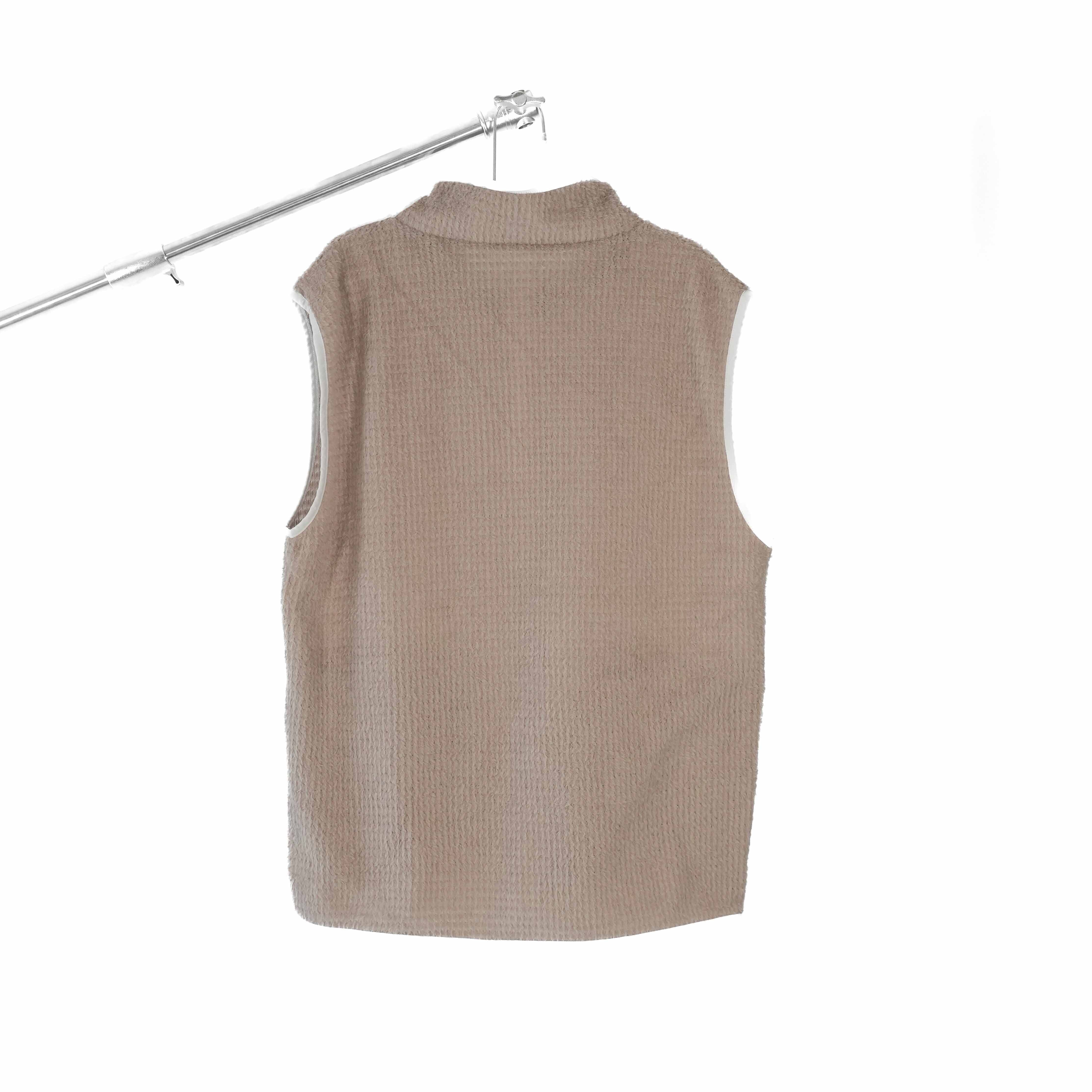 ALPHA 140 HALF ZIP VEST | ULTRA GOOD LUCK
