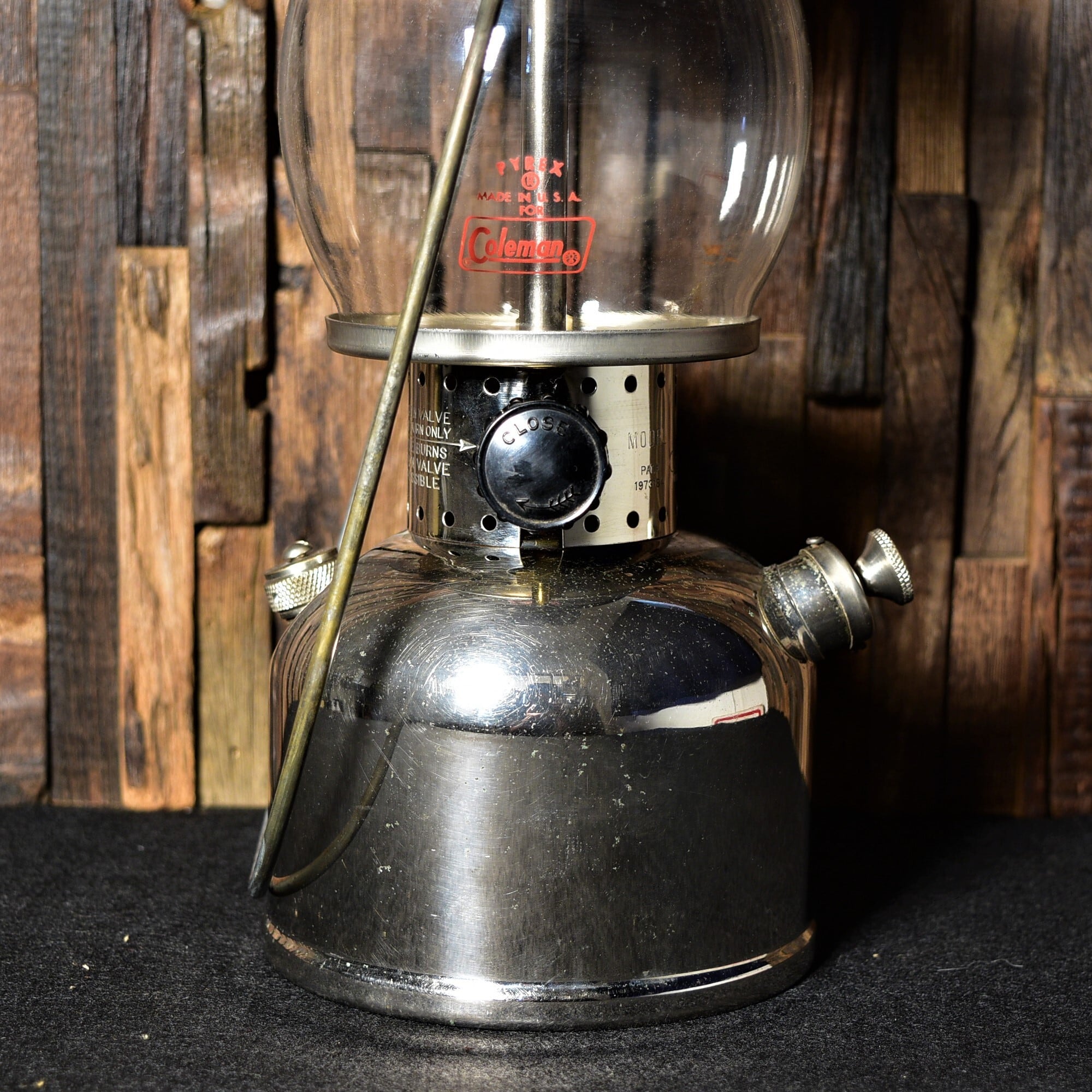 コールマン 242C 1950年3月製造 ビンテージ ランタン 美品 鏡面加工