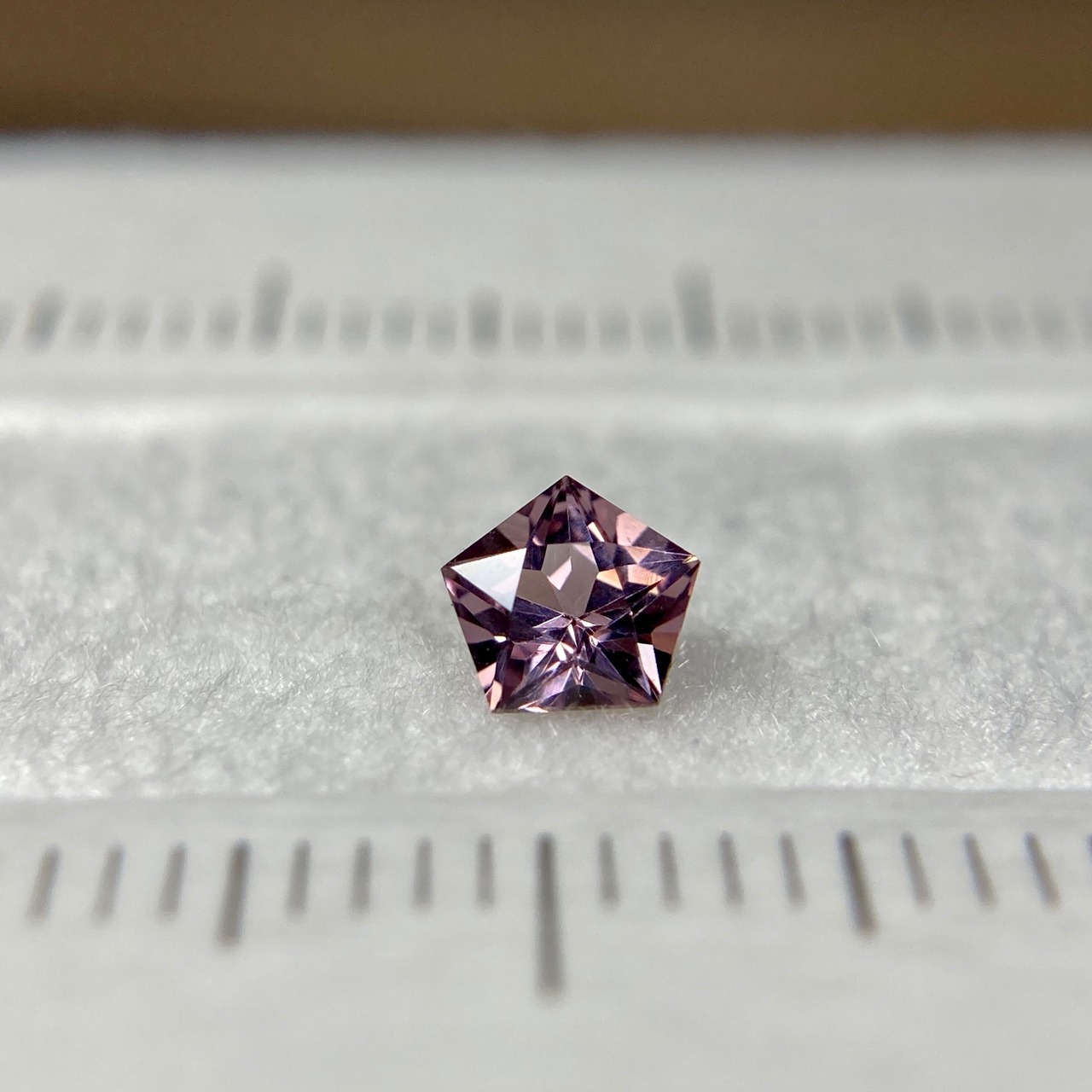星のスピネル　約4.7mm No.5