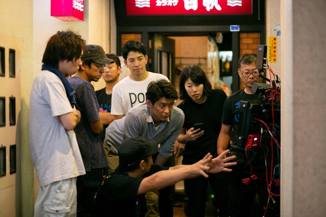 和成の直筆サイン入り「門司港ららばい」オリジナルフォトブック