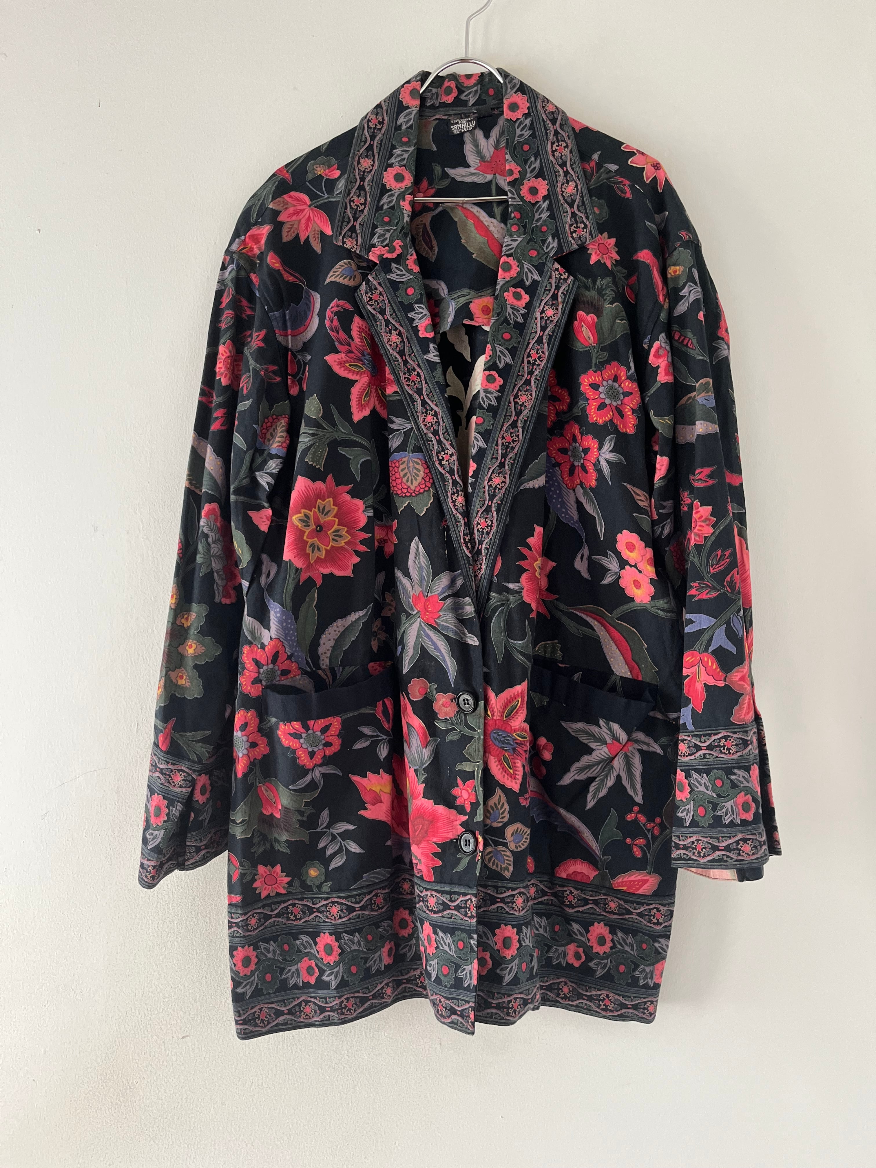 大胆で着やすいジャケット