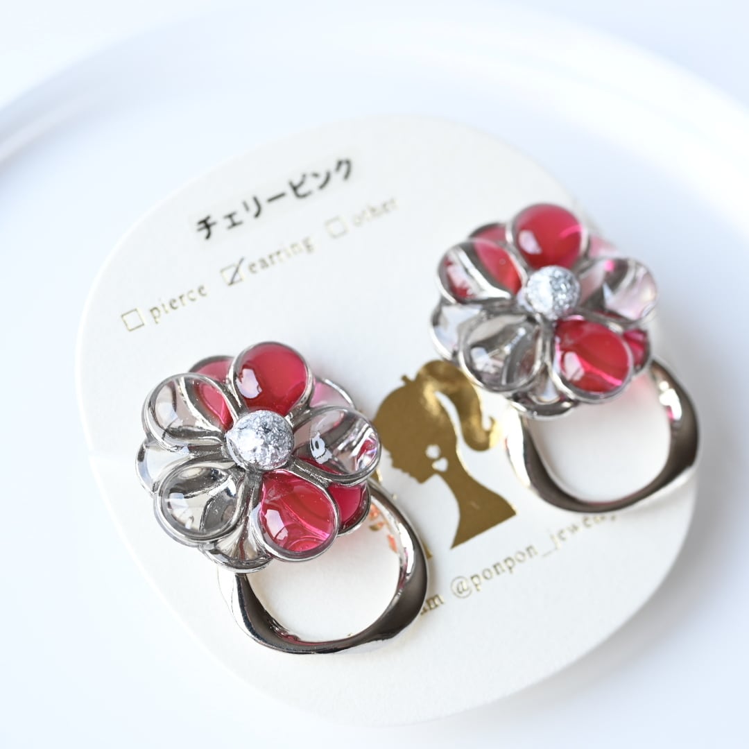 ガイアの娘さん専用リクエスト15点イヤリング チェリーピンク ラメなし イヤリング】展示使用品 mini blossom