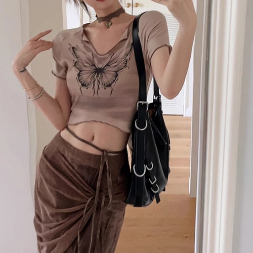 バタフライスリットネックトップス ・10624