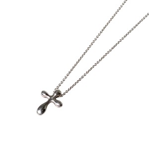 TIFFANY silver cross motif pendant necklace designed by elsa peretti