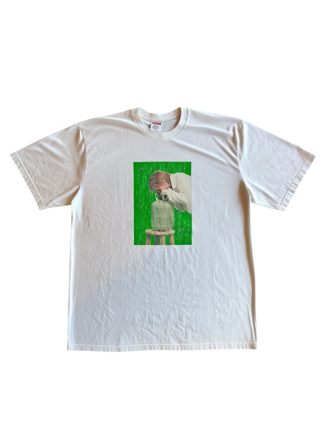 supreme tee