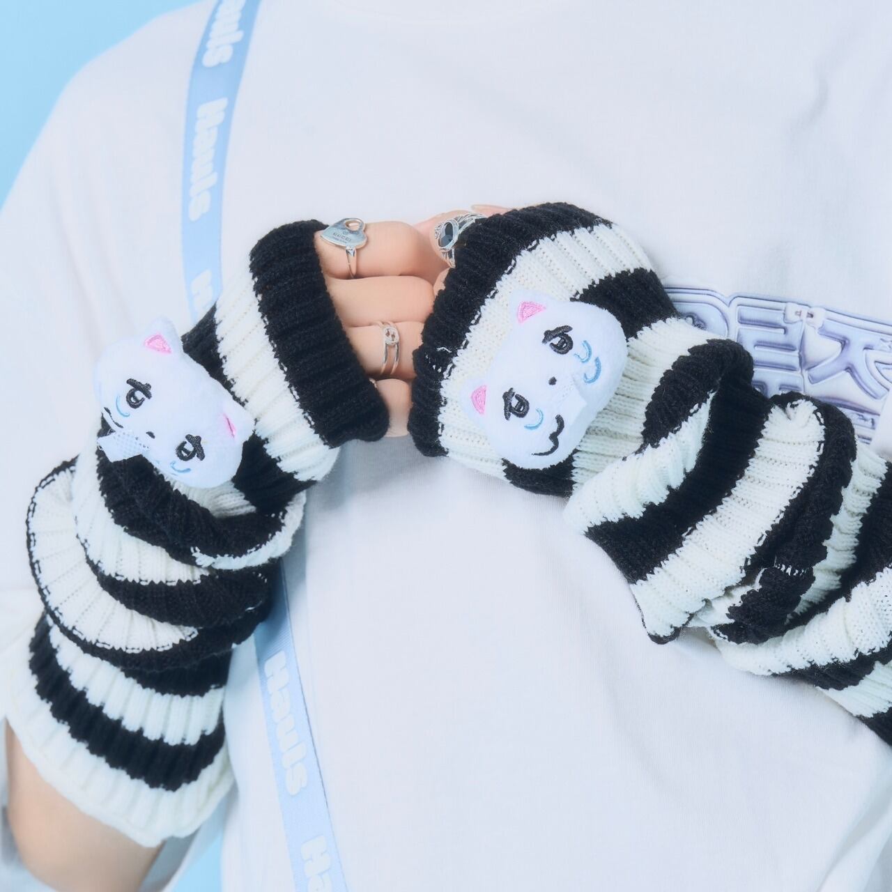 新！手も足も使えるやんけ！しましまレッグウォーマー | Hauls