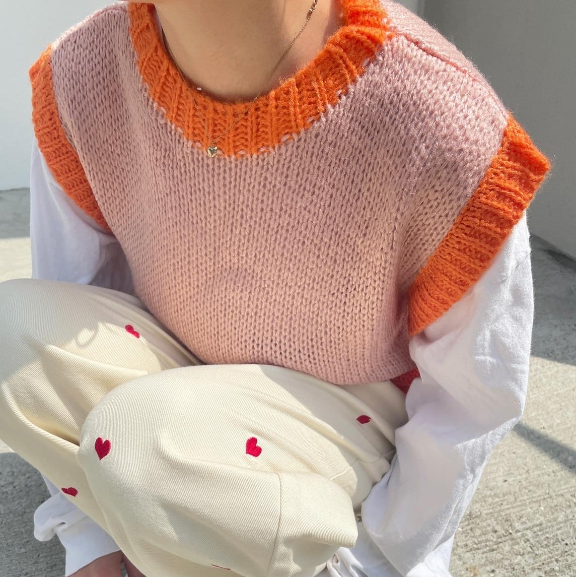 オレンジバイカラーショートニットベスト_LN0318 | lanan(ラナン)