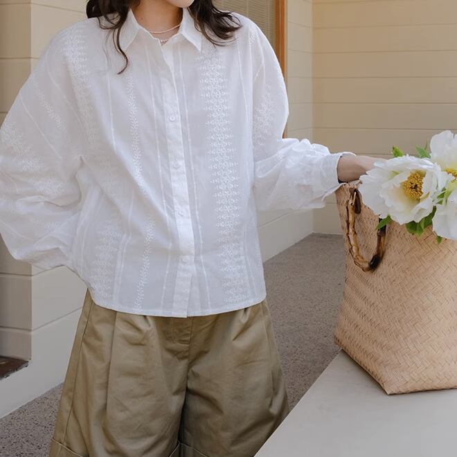 loose casual white shirt