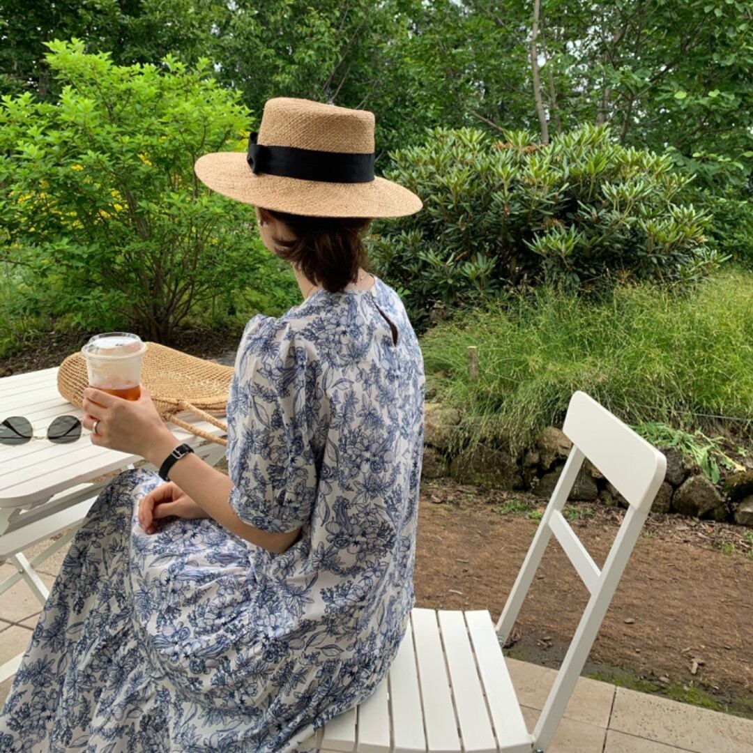 ワンピース レディース フレアワンピース トワルドジュイ柄 ロングワンピース 花柄 小花柄 ボタニカル フラワー ロング丈 マキシ丈 袖あり 半袖 パフスリーブ ラウンドネック フレア 切り替え 裾フレア ゆったり プルオーバー ギャザー かわいい 大人可愛い おしゃれ 綺麗 ナチュラル こなれ感 ラフ ガーリー 通勤 通学 OL 学生 デート 女子会 休日 旅行 海 プール 春 夏 秋 10代 20代 30代 ママ 韓国系 着回し フリーサイズ 重ね着 体型カバー 楽ちん 定番 コーデ 送料無料