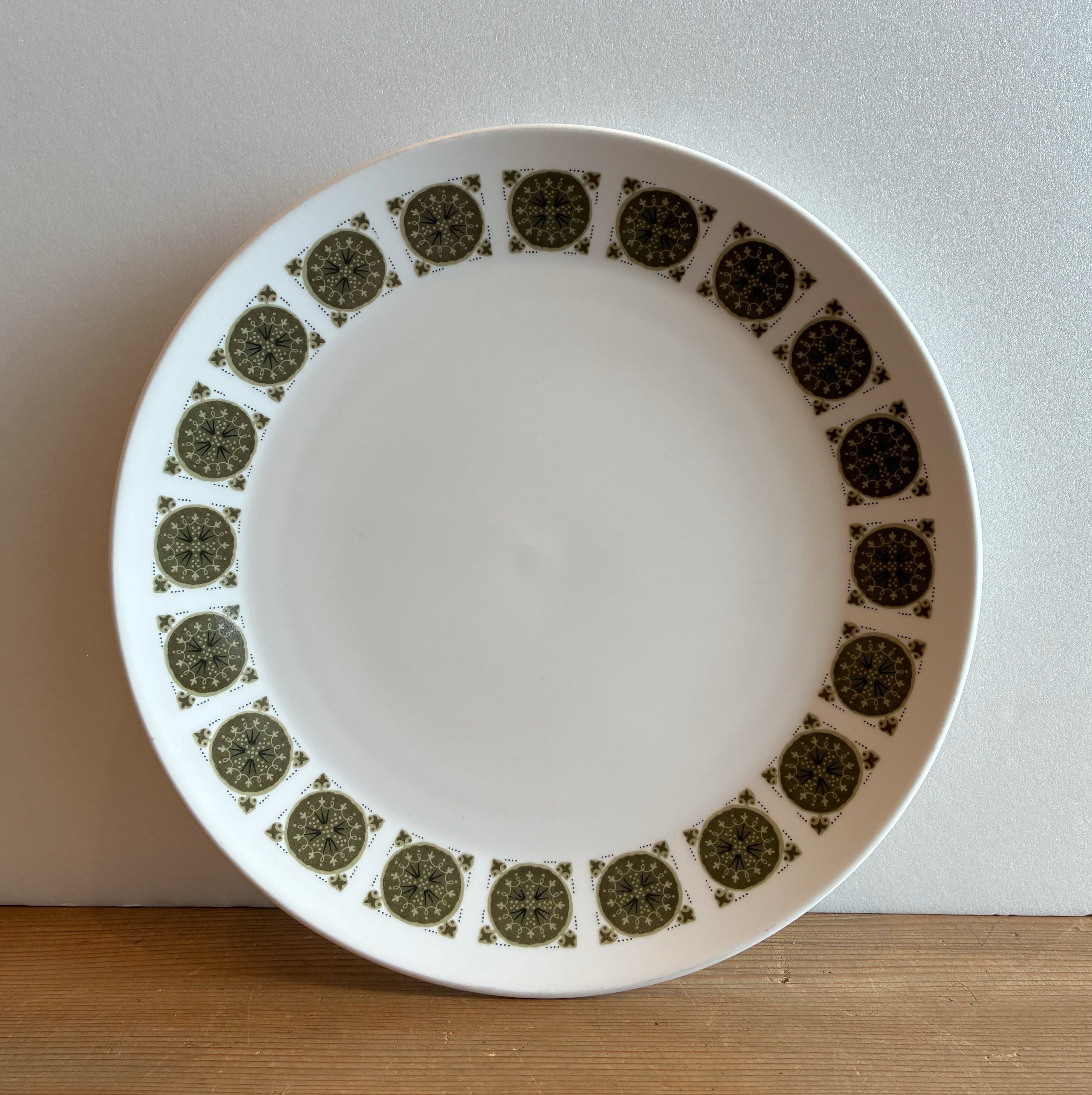 Noritake Progression "ARABESQUE"Plate