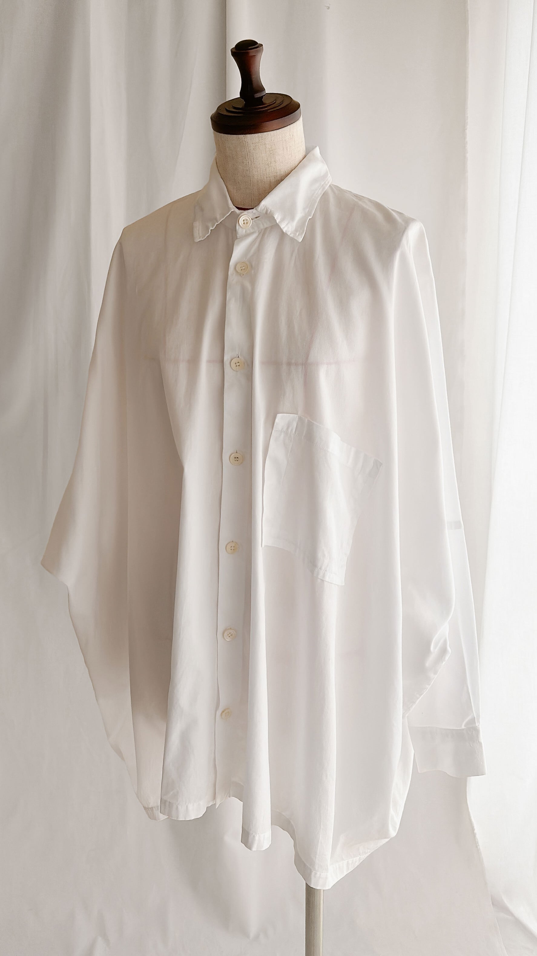 SHIRIN GUILD Oversized Minimalist White Shirt ORIENT MILLINERY 