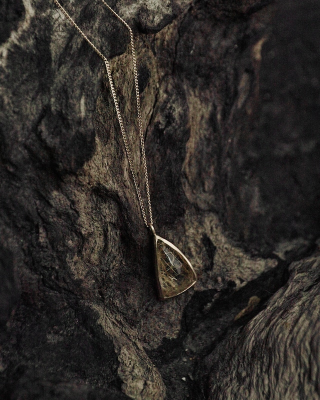 18kネックレス18k台座ルチルクォーツ