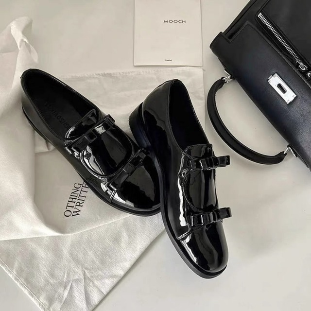 【35-40】Double ribbon enamel loafer　B3713