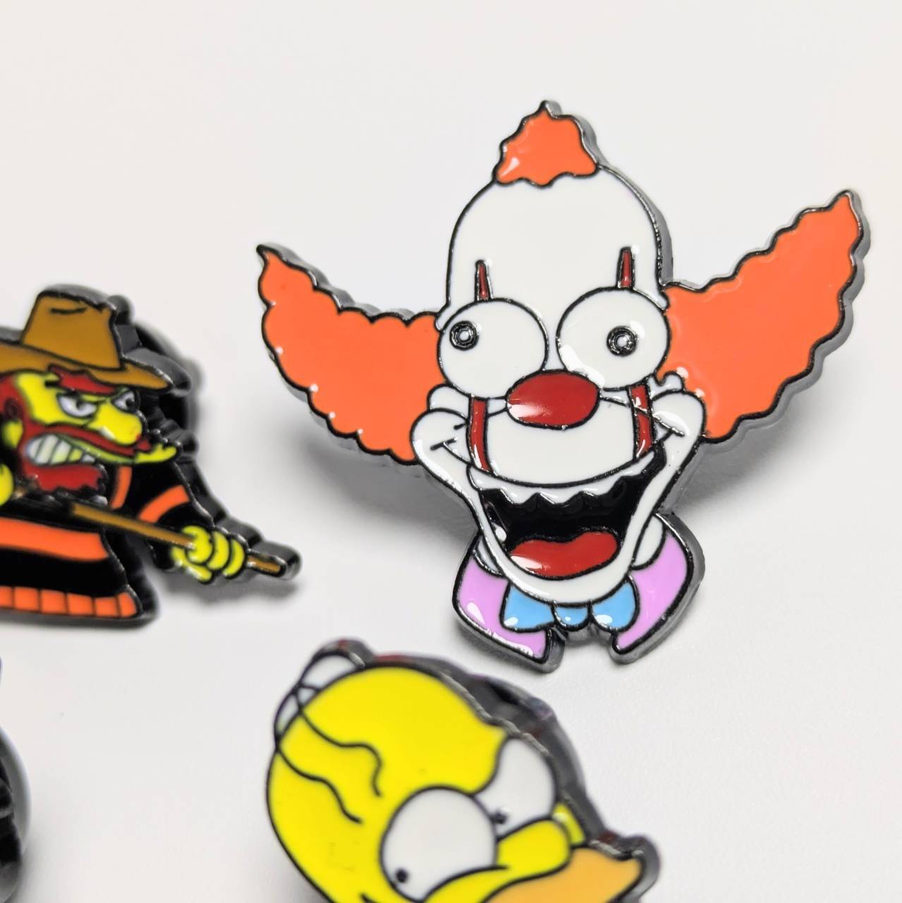 送料無料! ★ピンズ PINS★ピンバッジ 【 The Simpsons( ザ シンプソンズ )】6P SET〚アメリカン雑貨 アメトイ〛