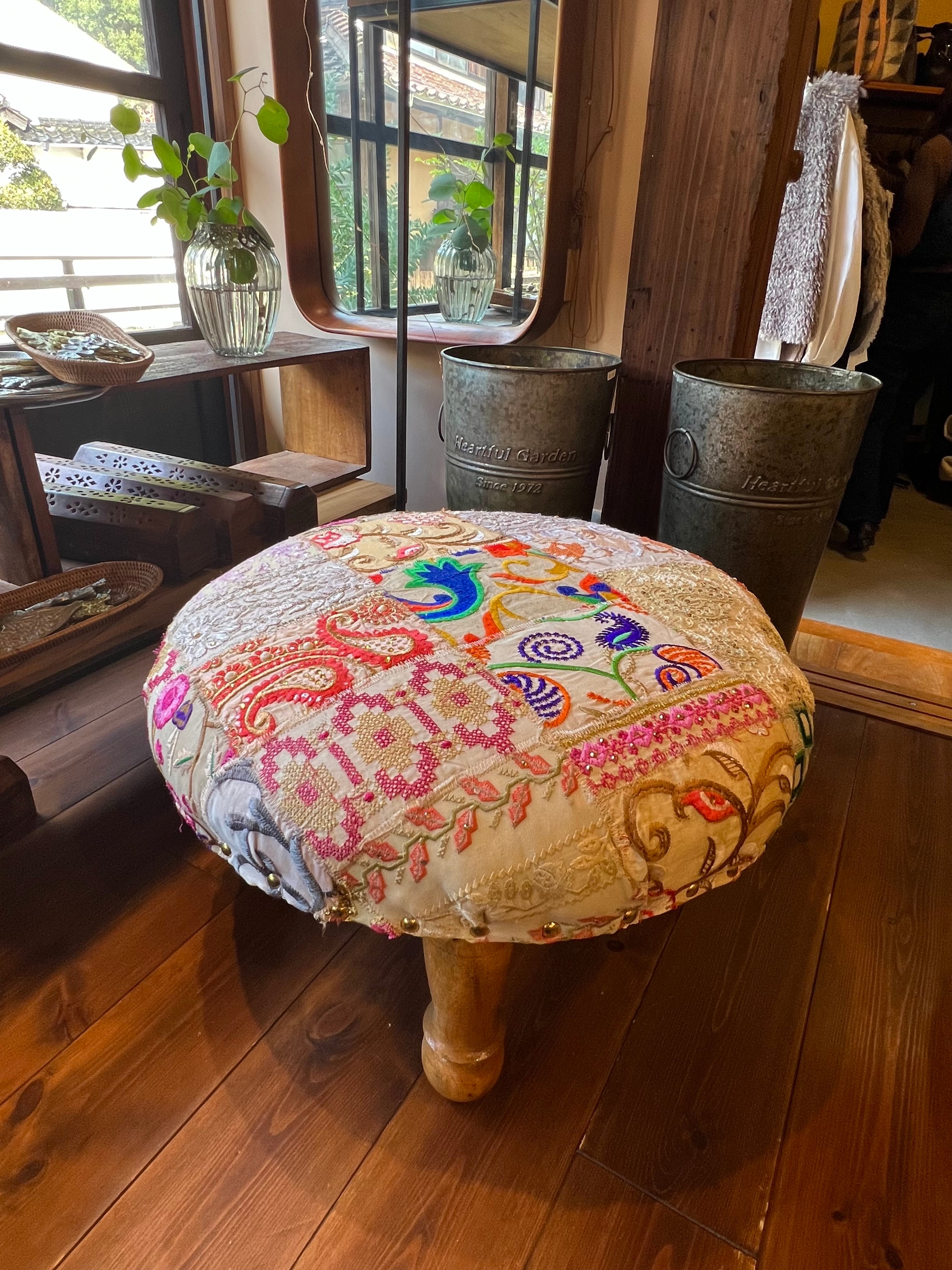 インドのパッチワークスツール WT1