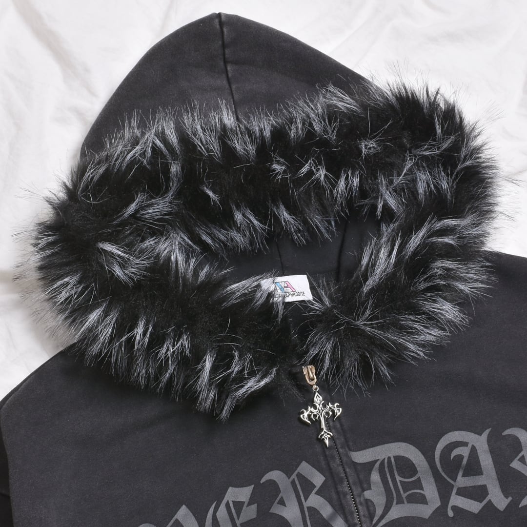 2/23新着】ピグメント ロゴフードファーZIPパーカー | VOLCAN&APHRODITE