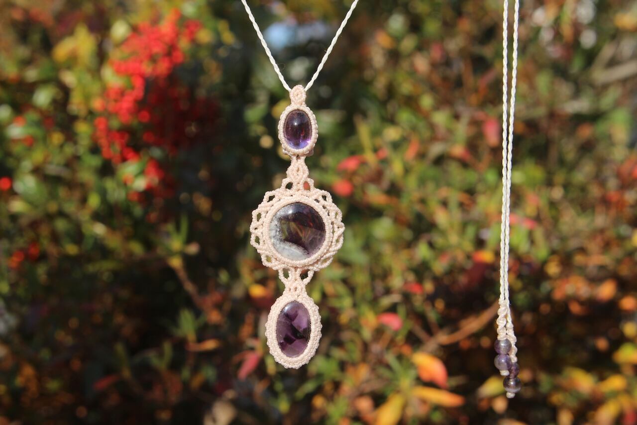 Trapiche amethyst micro macrame pendant