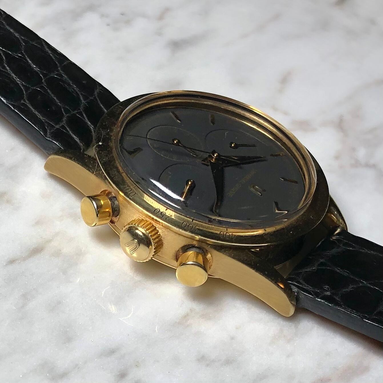【不動】Universal Genève 手巻き腕時計 ゴールド×ブラック UNIVERSAL GENEVE k18 gold chronograph manual winding watch 