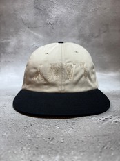 【gifthat別注】Coopers Town/クーパーズタウン LA NY Upside Down Wロゴ キャップ  アイボリー