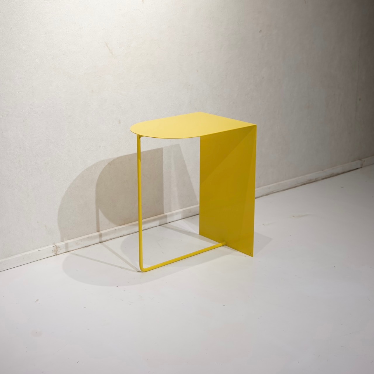 Bello select 輸入品 サイドテーブル コーヒーテーブル メタル テーブル イエロー モダン ミニマル ミッドセンチュリー