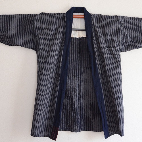 野良着 メンズ 古着 木綿 着物 古布 藍染襟 手ぬぐい裏地 クレイジーパターン ジャパンヴィンテージ リメイク素材 | Noragi Jacket Kimono Japanese Fabric Cotton Vintage Tenugui Crazy Pattern Indigo Collar