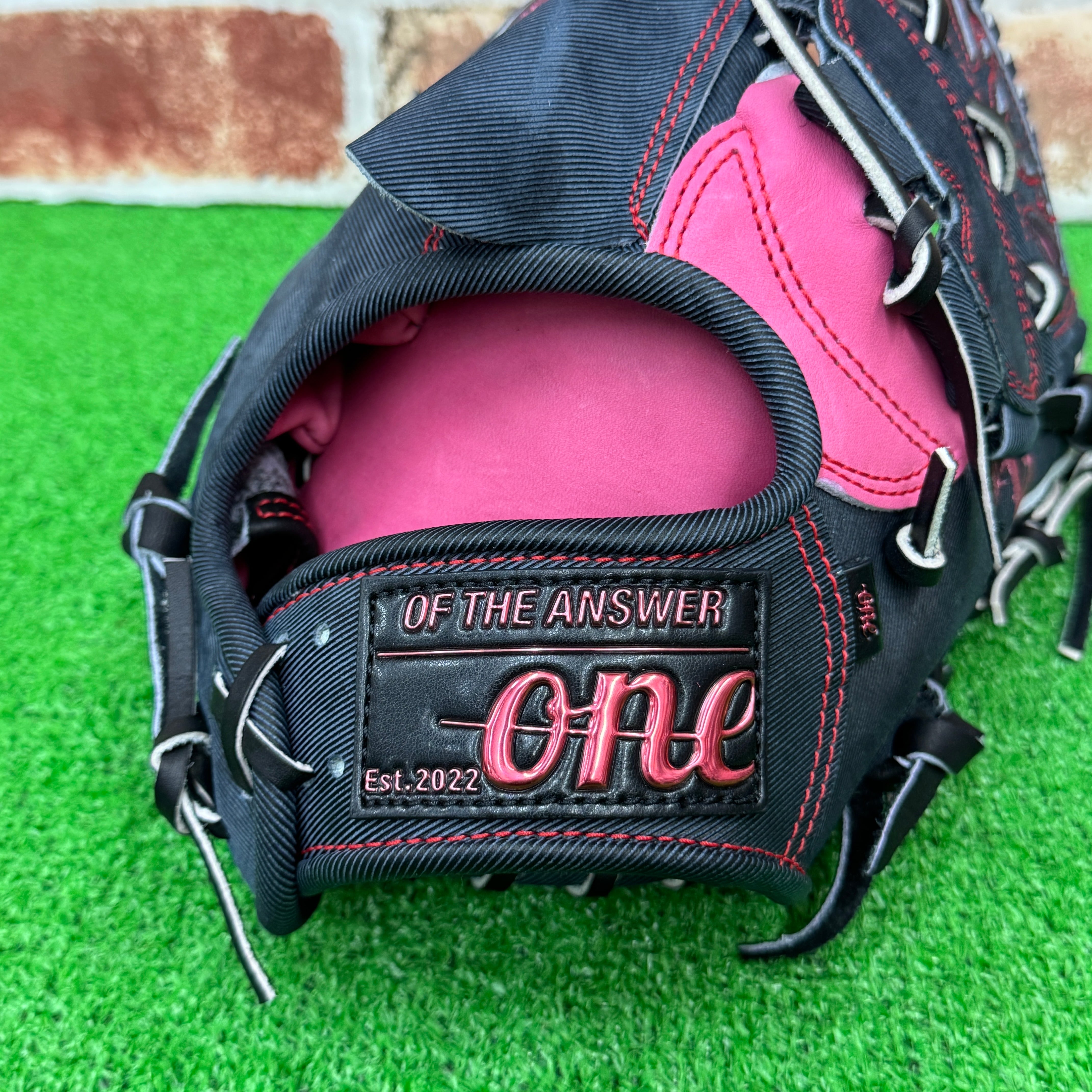 世界最速先行販売】超限定 ONE OF THE ANSWER 硬式グラブ DAISUKE18